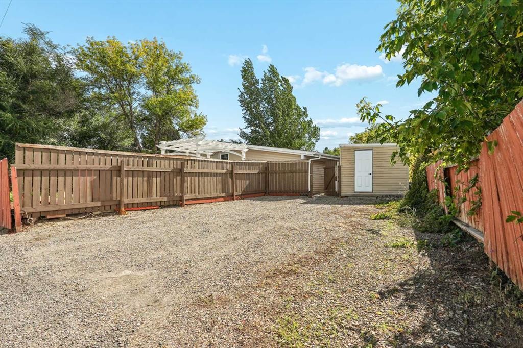 2811 13 Avenue South, Lethbridge, AB