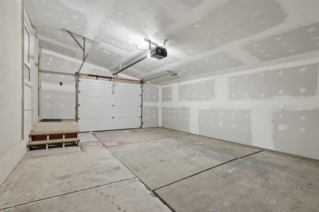 2811 13 Avenue South, Lethbridge, AB