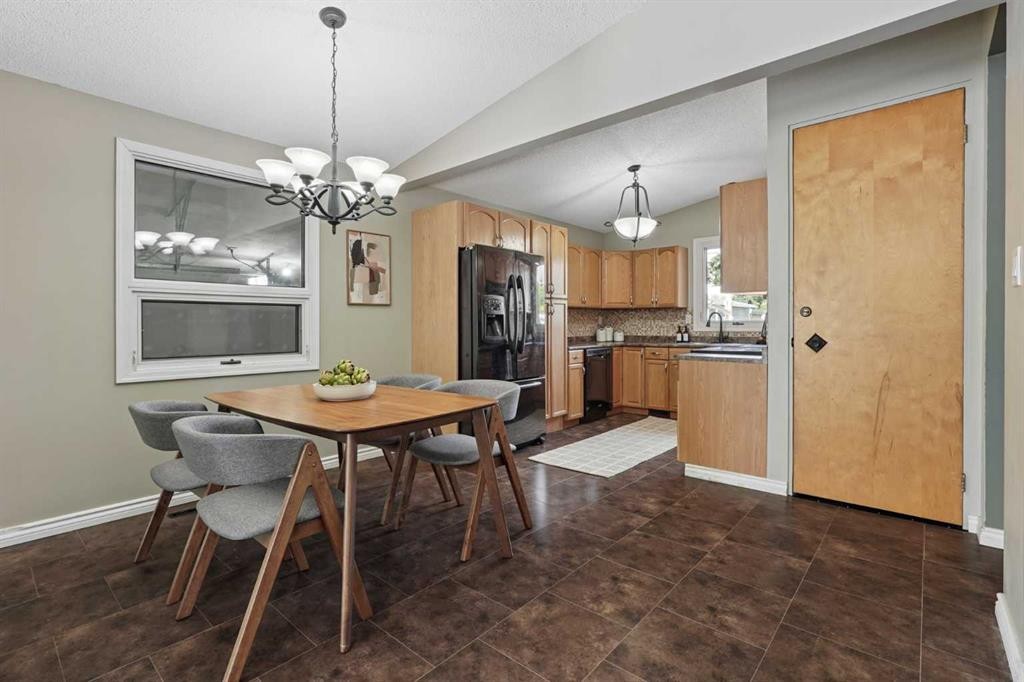 2811 13 Avenue South, Lethbridge, AB