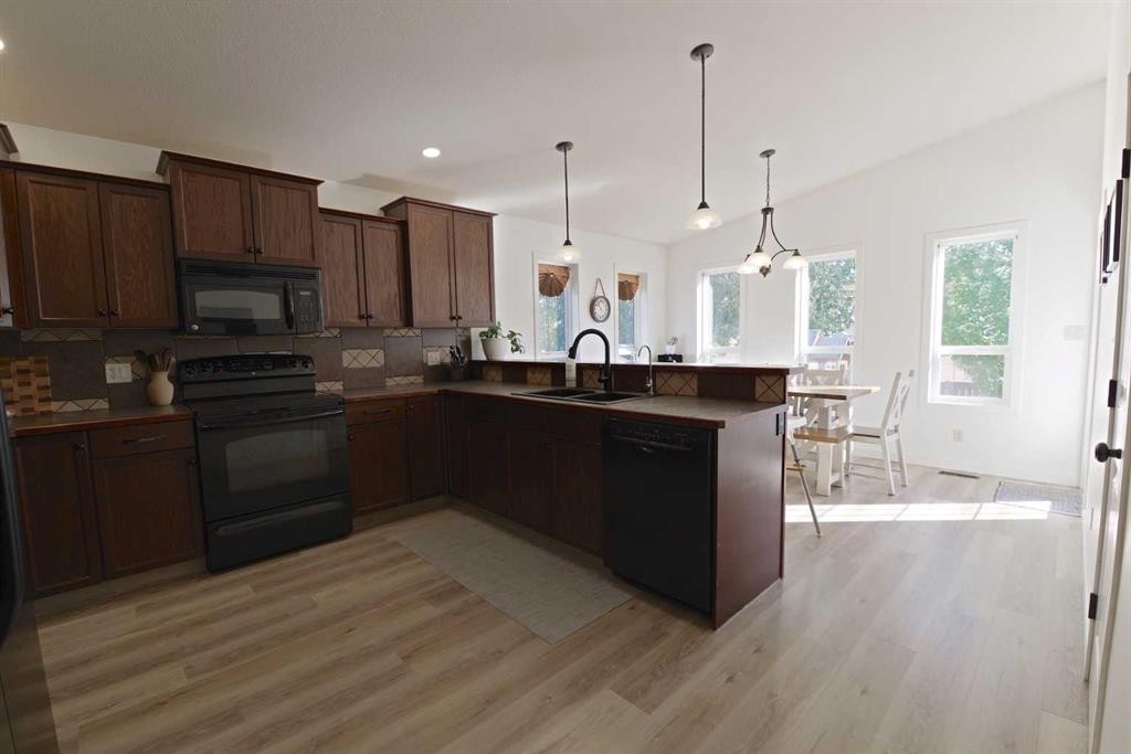 604 6 Street North, Vauxhall, AB