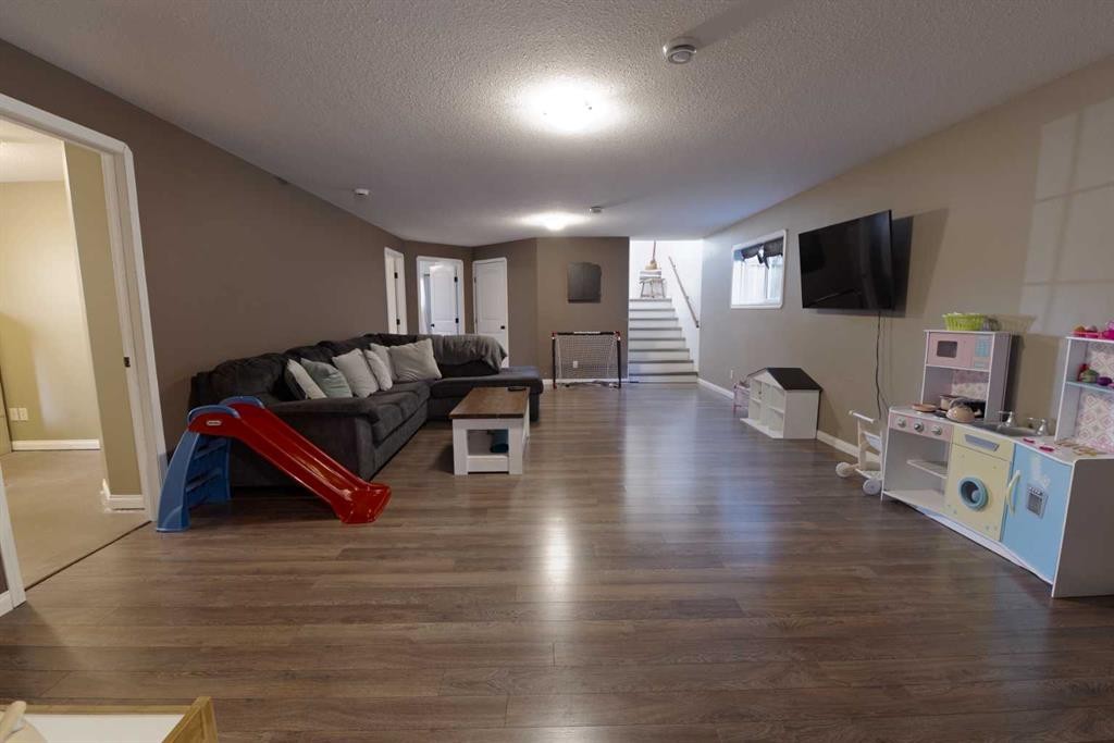 604 6 Street North, Vauxhall, AB
