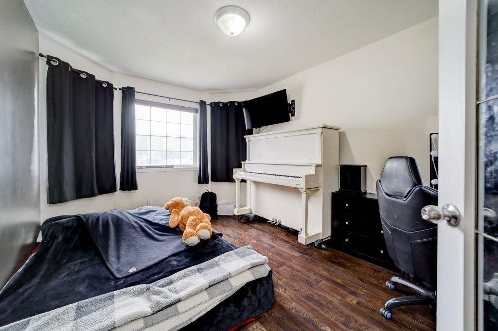 6018 16 Avenue, Coleman, AB