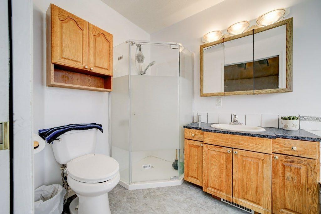 6018 16 Avenue, Coleman, AB