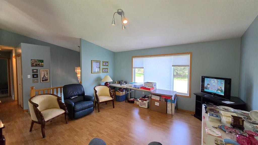 801 1 Street Ne, Milk River, AB