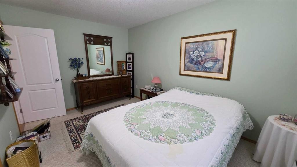 801 1 Street Ne, Milk River, AB
