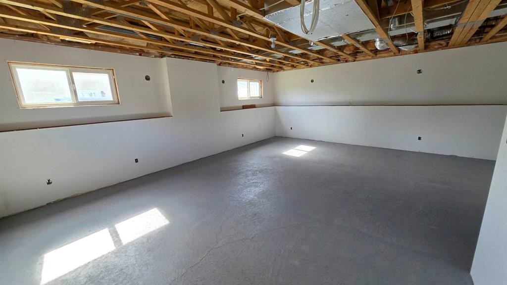 801 1 Street Ne, Milk River, AB