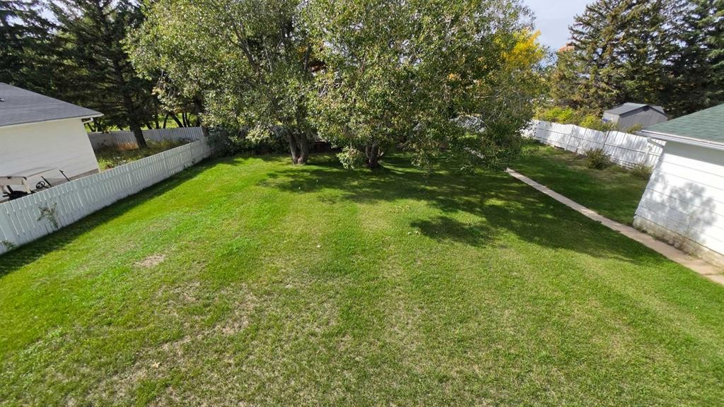 801 1 Street Ne, Milk River, AB