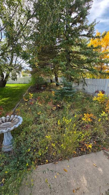 801 1 Street Ne, Milk River, AB