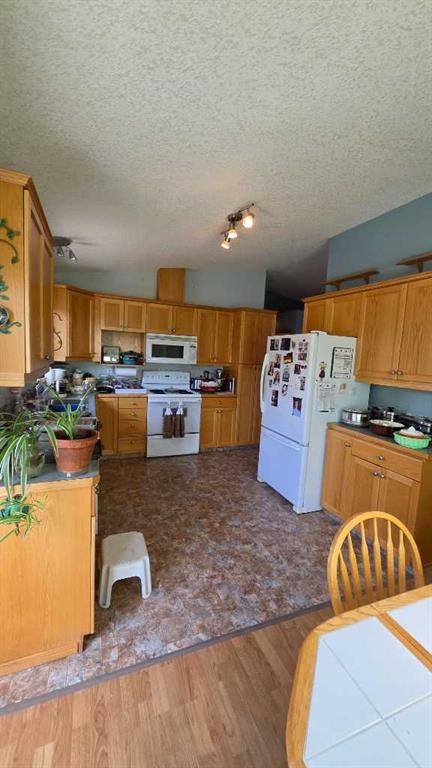 801 1 Street Ne, Milk River, AB