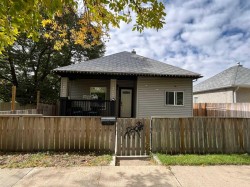 240 20 Street NORTHLethbridge, AB T1H 3M7