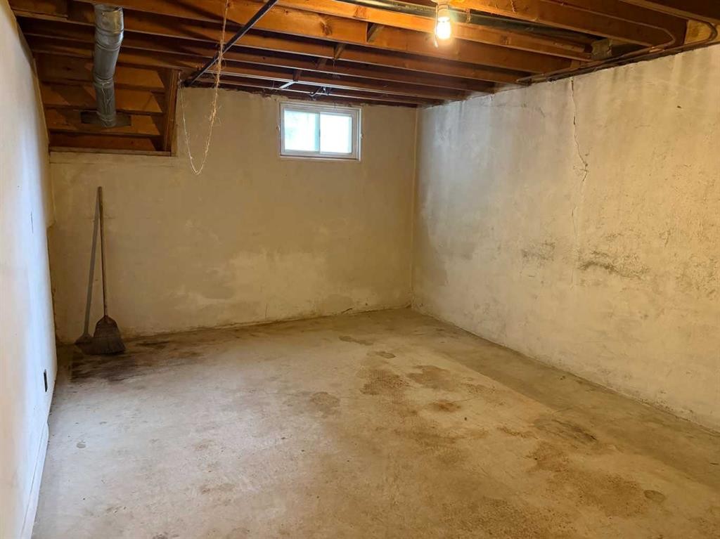 10- 192061 Hwy 25, Turin, AB