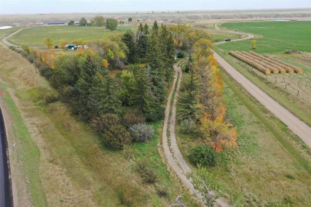 10- 192061 Hwy 25, Turin, AB