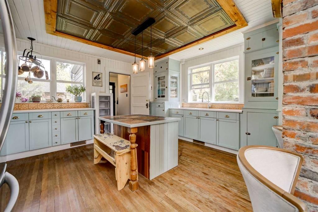 2526 211 Street, Bellevue, AB