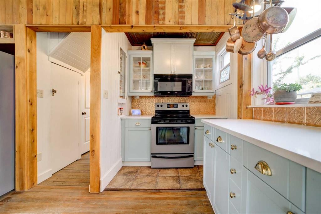 2526 211 Street, Bellevue, AB