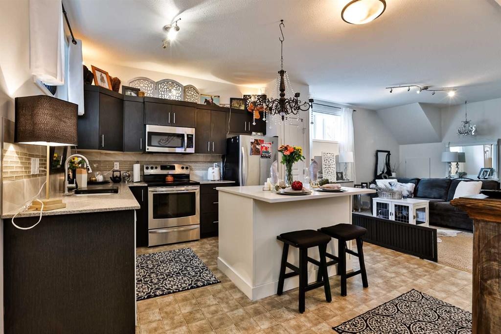 1168 Keystone Road West, Lethbridge, AB