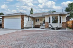 535 28 Street SOUTHLethbridge, AB T1J 3T1