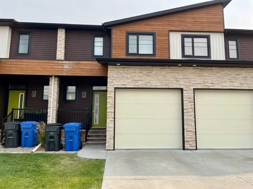 3-430 Highlands Boulevard WEST Lethbridge, AB T1J 5K5