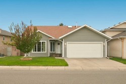 115 Cougar Road NORTHLethbridge, AB T1H 6P8