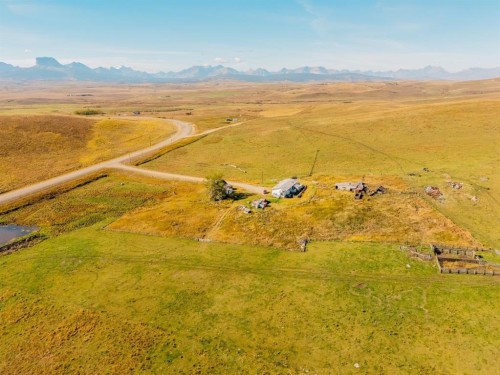 263050 TWP RD 20  Rural Cardston County, AB T0K 0K0