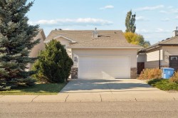 246 Fairmont Boulevard SOUTHLethbridge, AB T1K 7M7