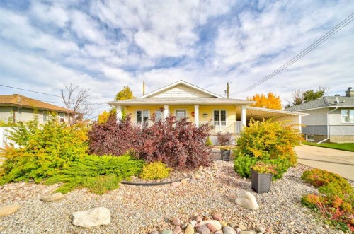 213 17th Street  Fort Macleod, AB T0L 0Z0