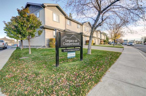 2-105 Silkstone Road WEST Lethbridge, AB T1J 3A8