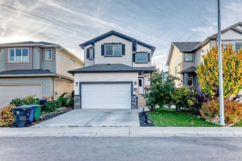 477 Moonlight Way WEST Lethbridge, AB T1J 5M1