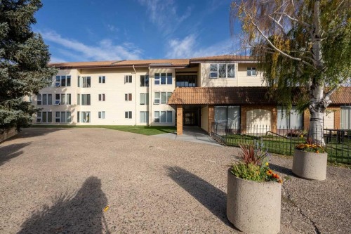 307-65 Temple Boulevard WEST Lethbridge, AB T1K 5M2