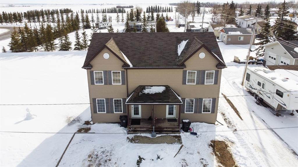 303 1St Ave Se, Falher, AB - Outdoor