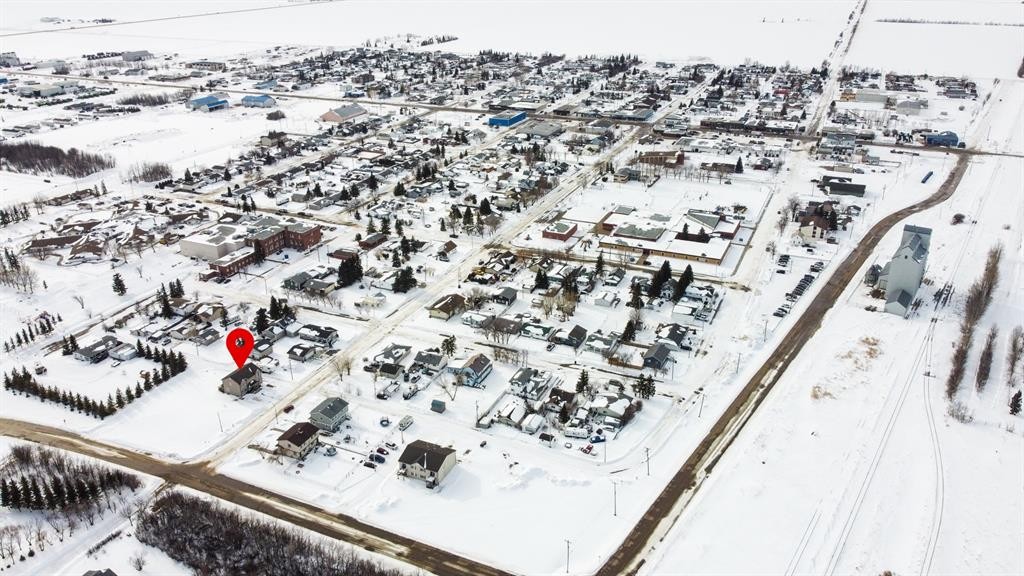 301 1St Se, Falher, AB - Outdoor With View