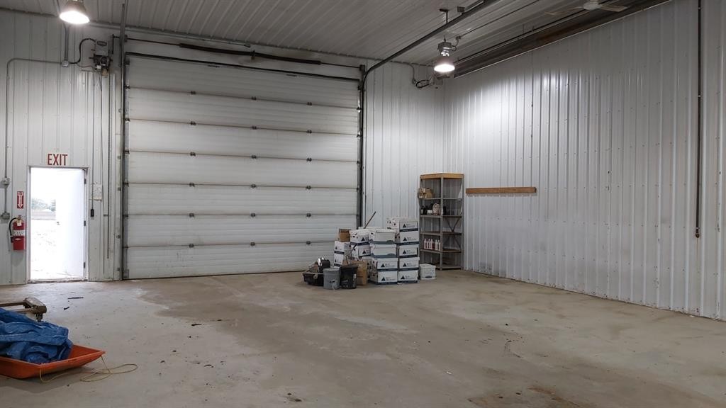 4810 & 4812 37 Avenue, Valleyview, AB
