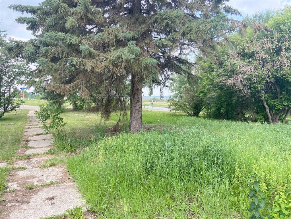 104-4Th Avenue Ne, Mclennan, AB