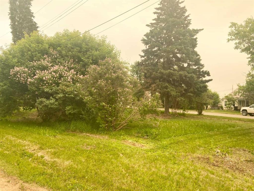 104-4Th Avenue Ne, Mclennan, AB