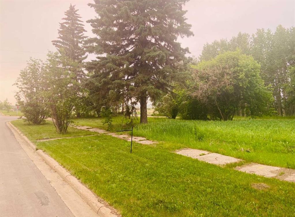 104-4Th Avenue Ne, Mclennan, AB