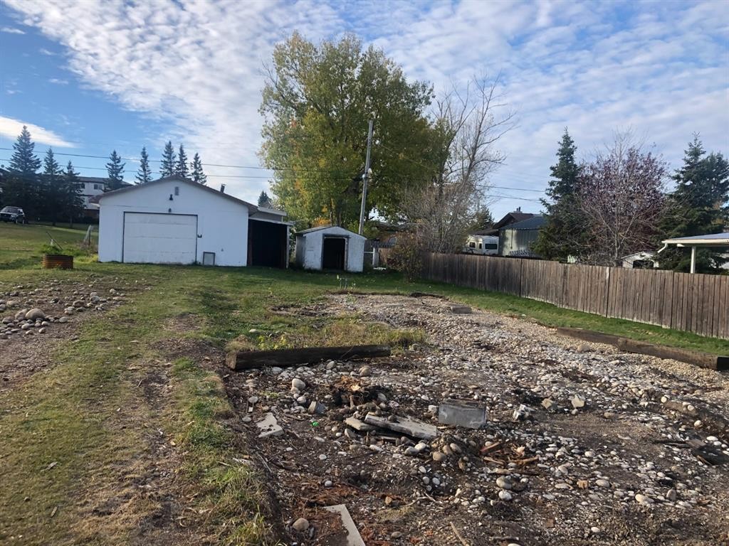 5004 52 Avenue, Valleyview, AB
