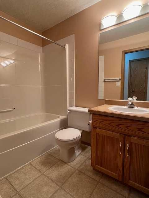 7A/7B Pembina, Rainbow Lake, AB - Indoor Photo Showing Bathroom