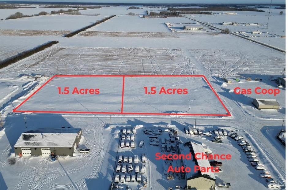 10122 113 Ave, La Crete, AB