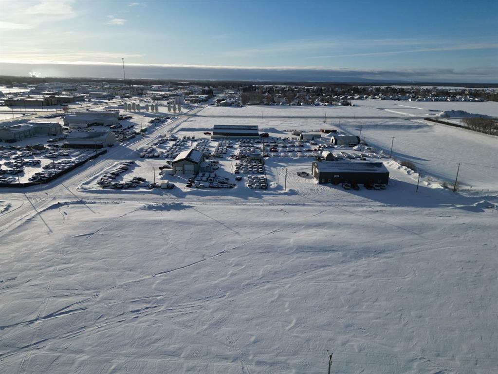 10122 113 Ave, La Crete, AB