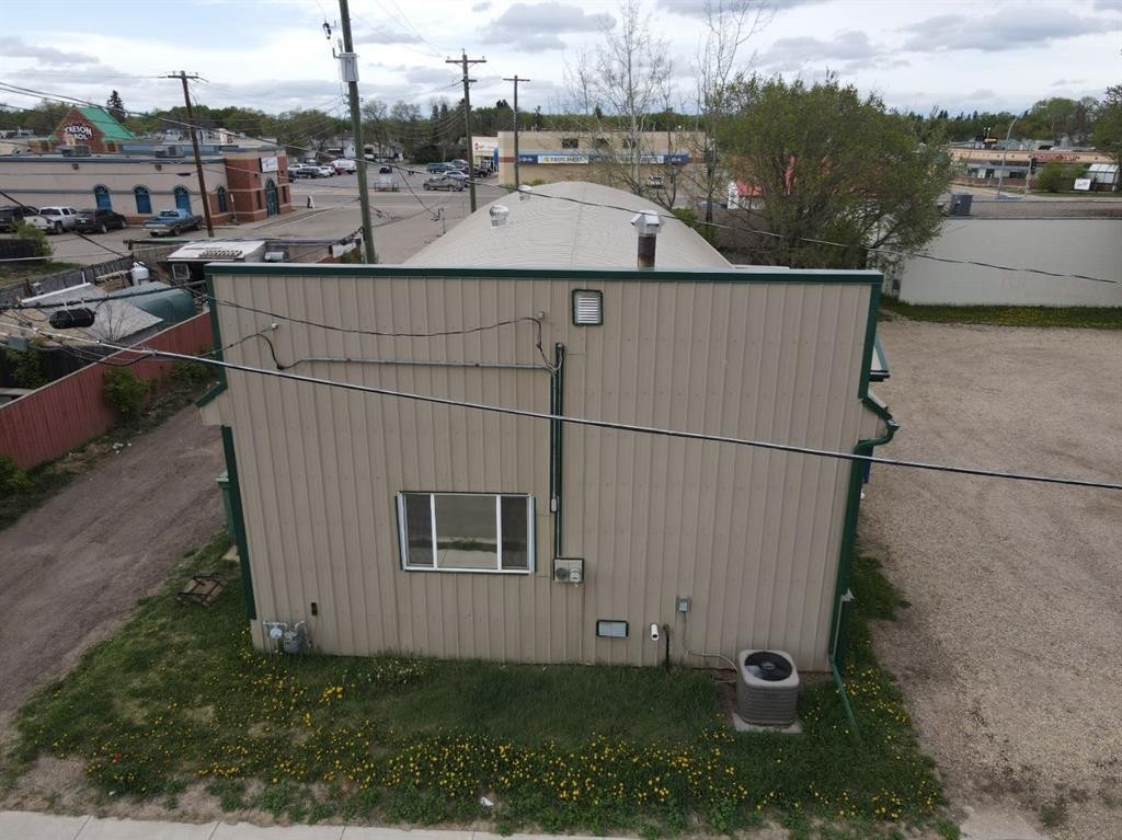 5200-50 Street, High Prairie, AB