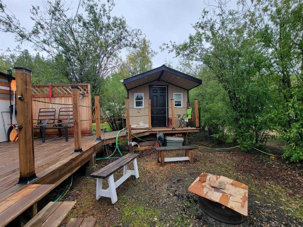 101A Hwy 2, Faust, AB