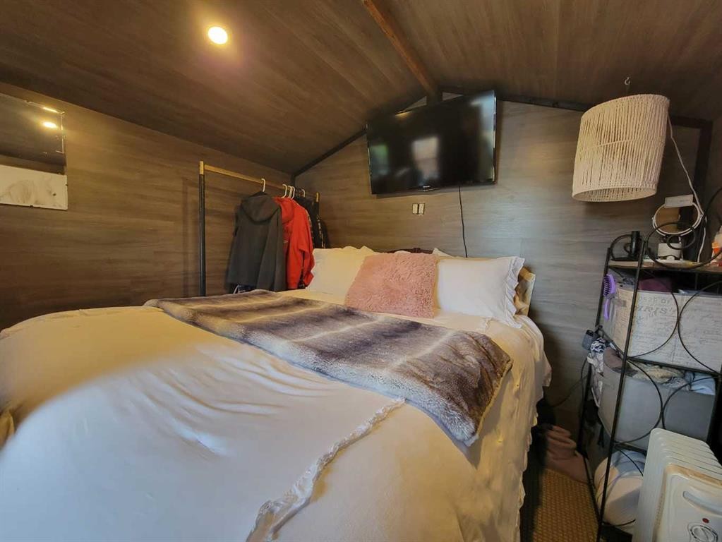 101A Hwy 2, Faust, AB