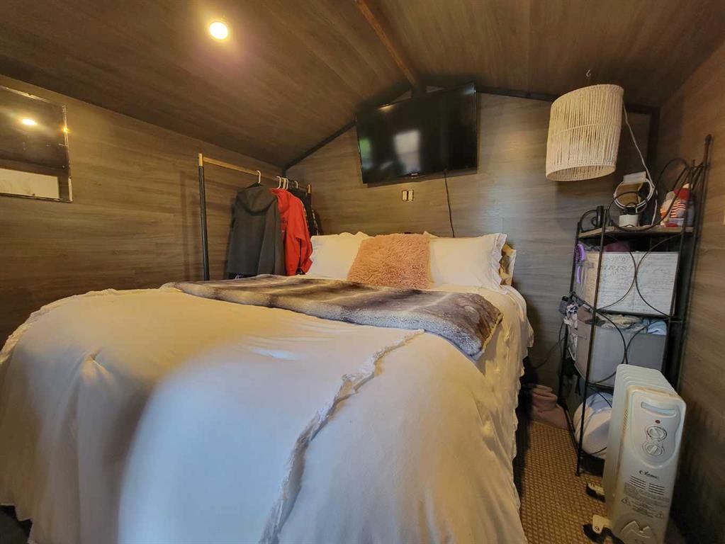 101A Hwy 2, Faust, AB