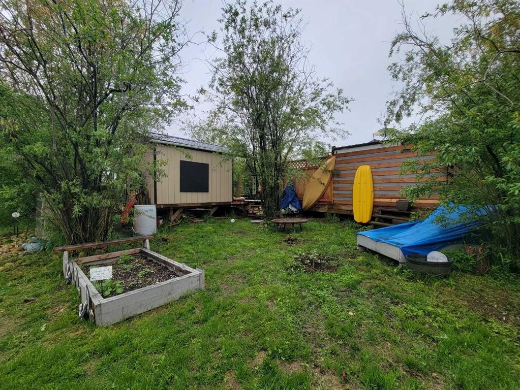 101A Hwy 2, Faust, AB