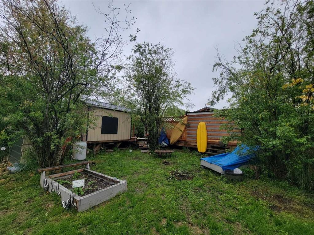 101A Hwy 2, Faust, AB