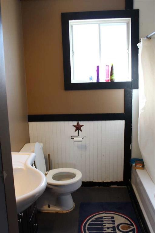 316 5Th Avenue Se, Manning, AB - Indoor Photo Showing Bathroom