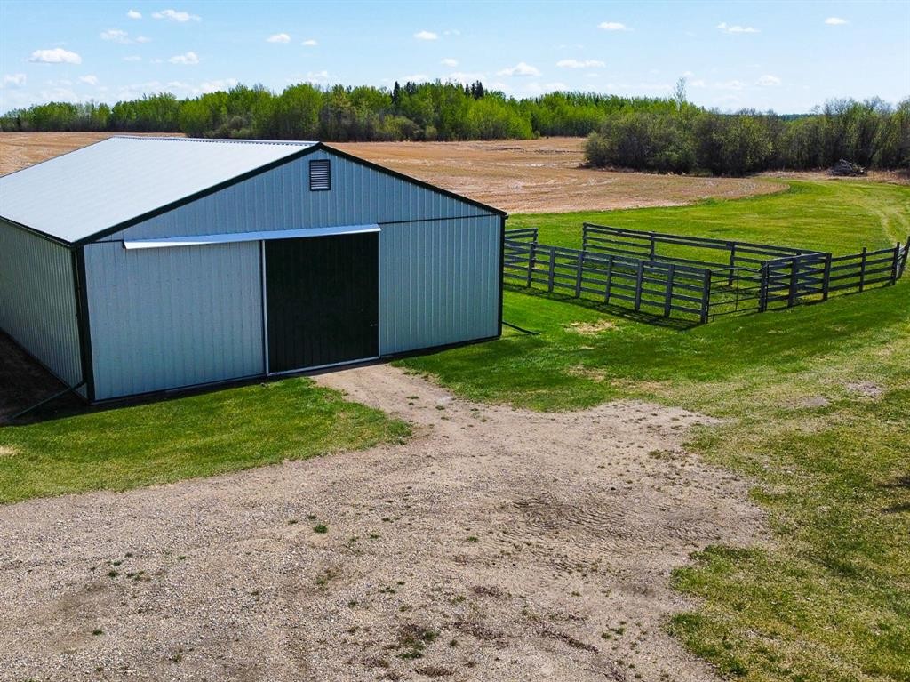 20133 Twp Rd 832, St. Isidore, AB - Outdoor