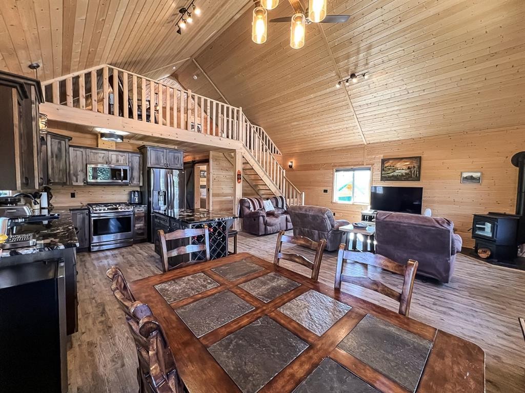 20133 Twp Rd 832, St. Isidore, AB - Indoor