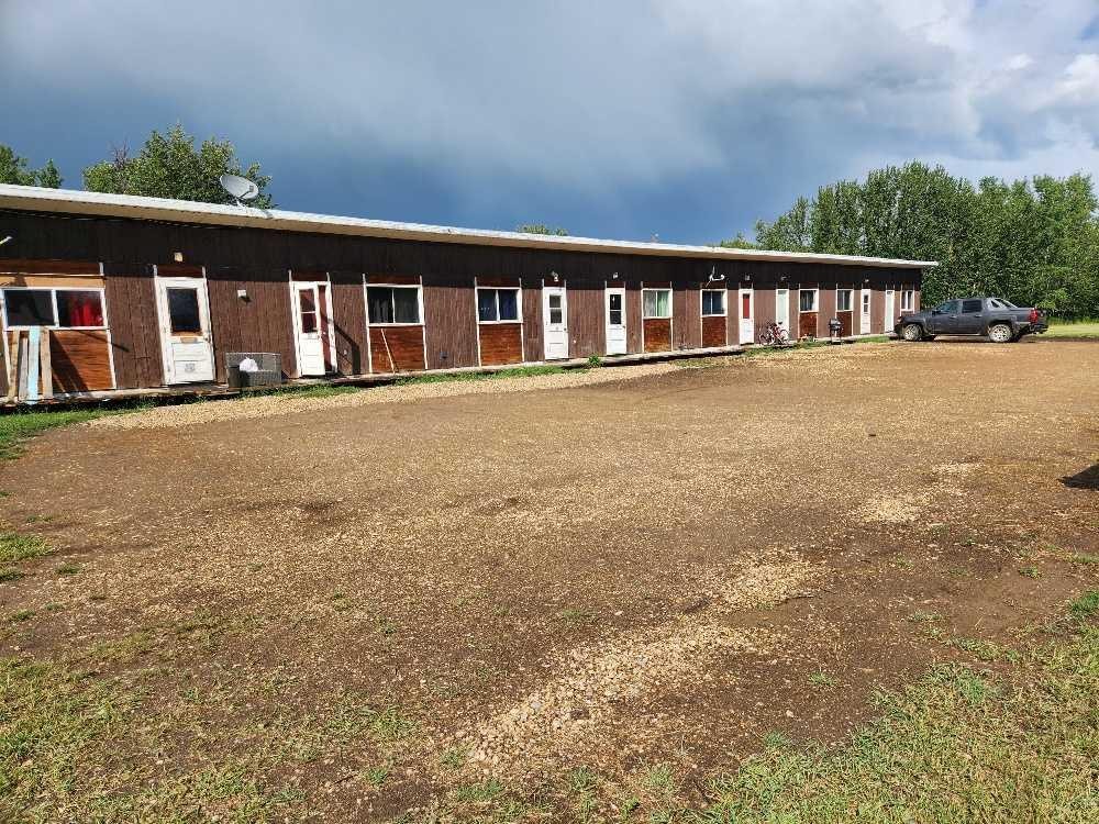 1-8-1504 Railway Avenue, Rural Big Lakes County, AB - Outdoor