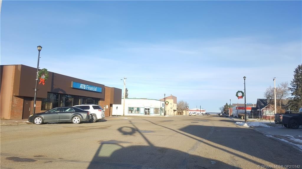 114 Centre Street, Mclennan, AB