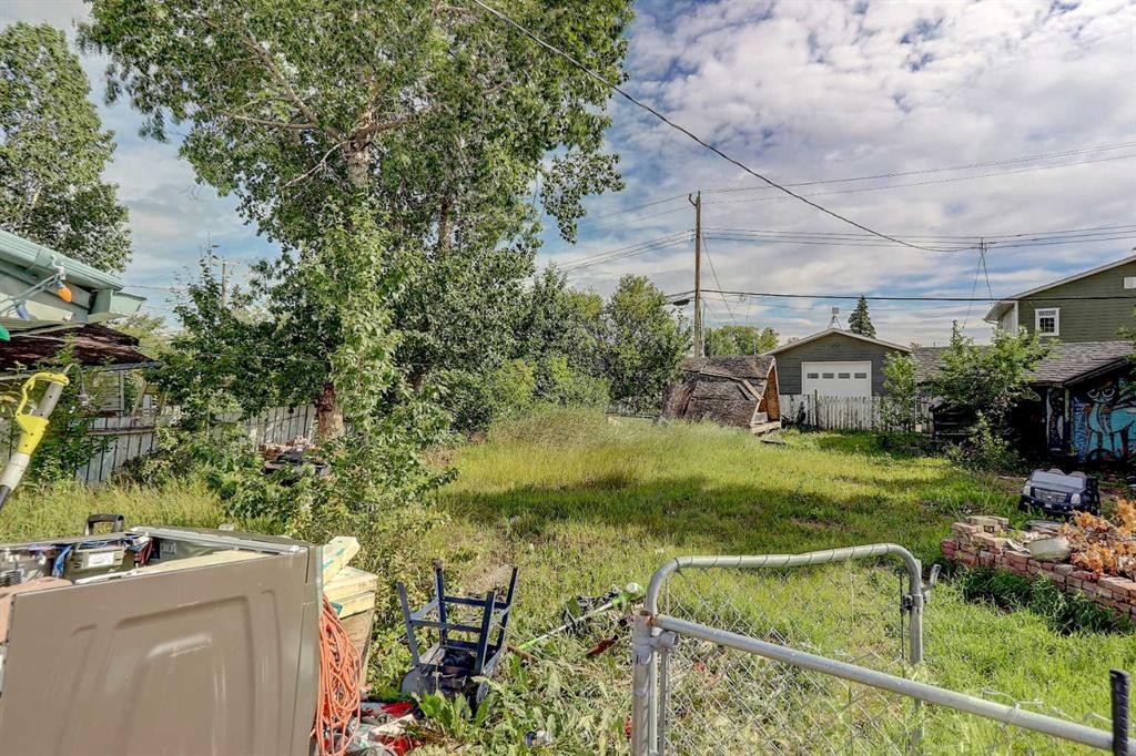 10009 99 Street, Sexsmith, AB - Outdoor